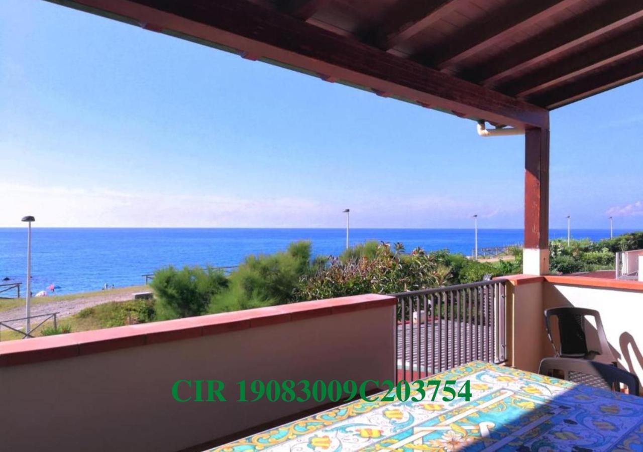 Capo d'Orlando Apartments - Sabbia Capo dʼOrlando Exterior foto